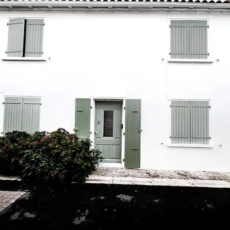 بيت للعطل Village Heart, Near Sea, Charming, May-sep